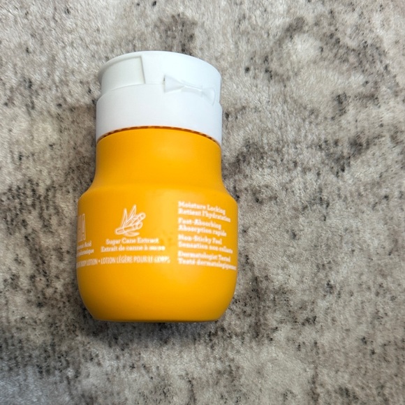 Sol de Janeiro Body Badalada Vitamin-Infused Lotion - 75 ml - Picture 3 of 5